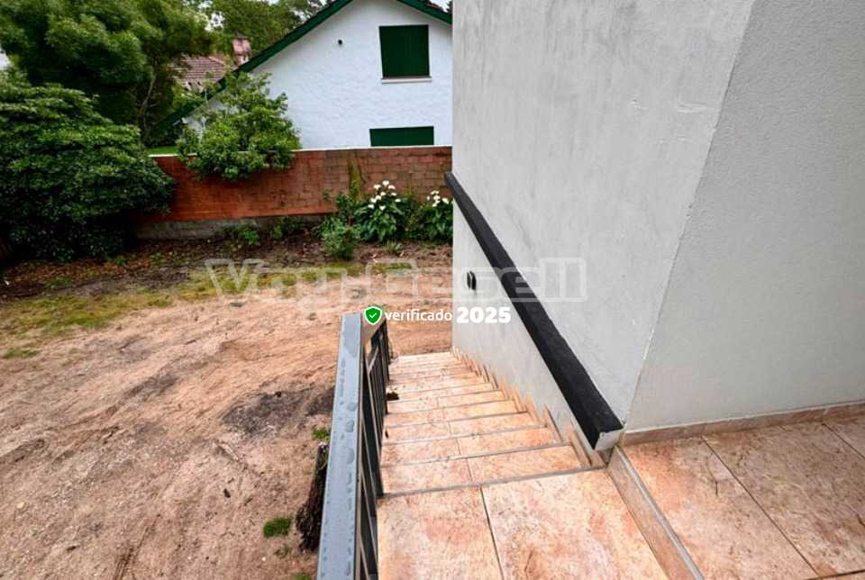 Alquilo Duplex Mis dos Corazones en Villa Gesell zona Sur a 700 Mts de la Playa 