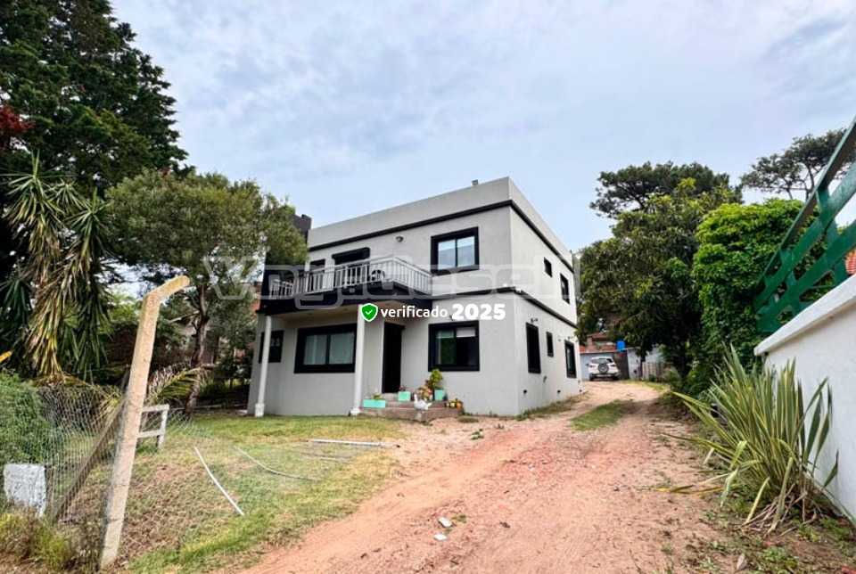 Alquilo Duplex Mis dos Corazones en Villa Gesell zona Sur a 700 Mts de la Playa 