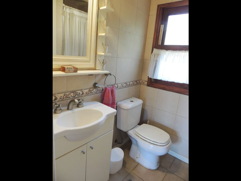 Alquilo Casa Monte Simon en Villa Gesell zona Barrio Norte a 500 Mts de la Playa