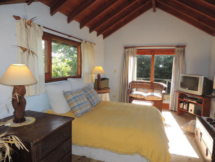 Alquilo Casa Monte Simon en Villa Gesell zona Barrio Norte a 500 Mts de la Playa