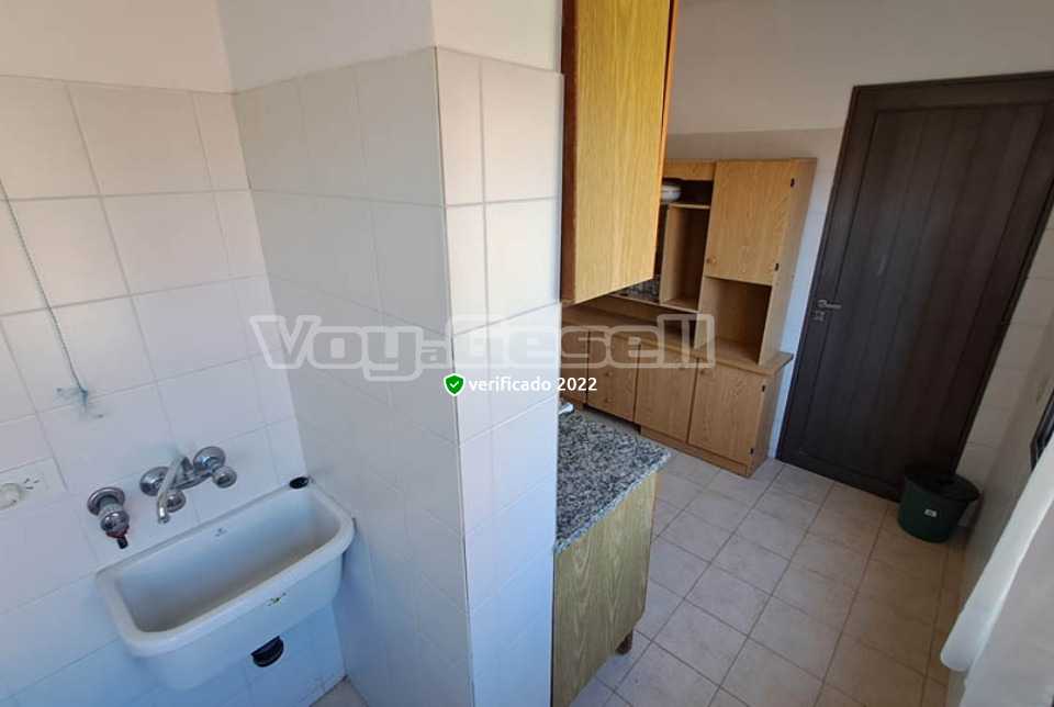 Alquilo Departamento More 1D en Villa Gesell zona Centro Comercial a 10 Mts de la Playa