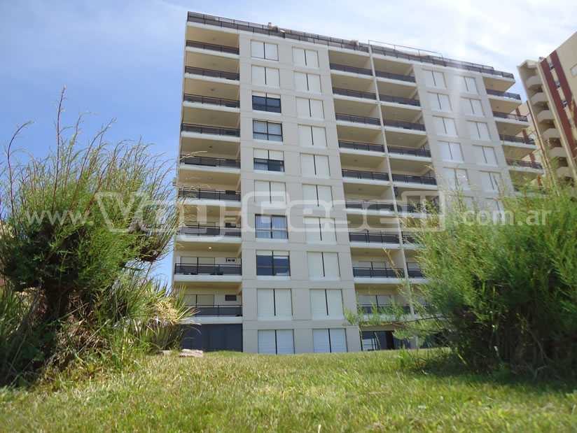 Alquilo Departamento More 3A en Villa Gesell zona Centro Comercial a 5 Mts de la Playa 