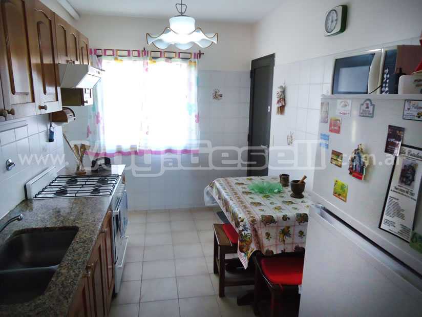 Alquilo Departamento More 3A en Villa Gesell zona Centro Comercial a 5 Mts de la Playa 