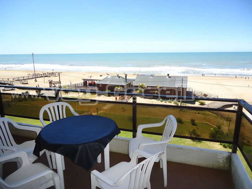 More 3A: Departamento en Villa Gesell zona Centro Comercial