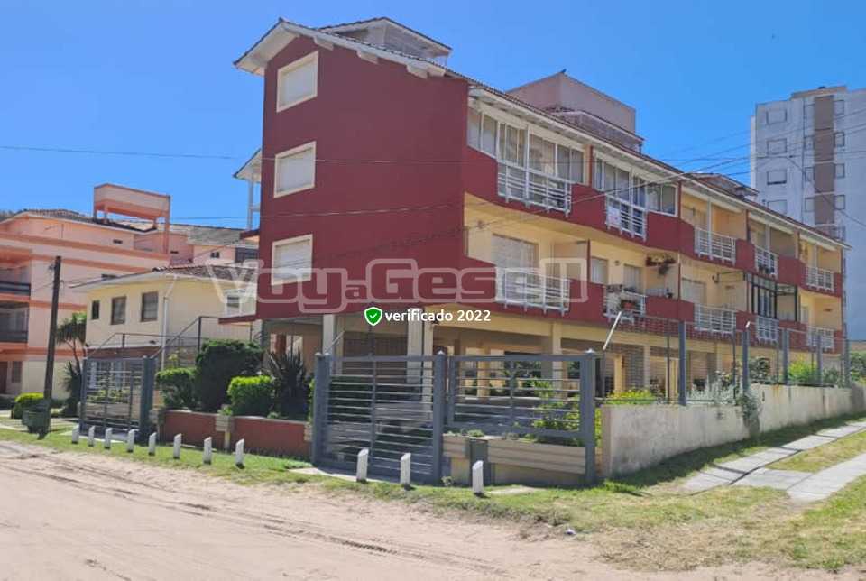 Alquilo Departamento Natania en Villa Gesell zona Barrio Norte a 120 Mts de la Playa 