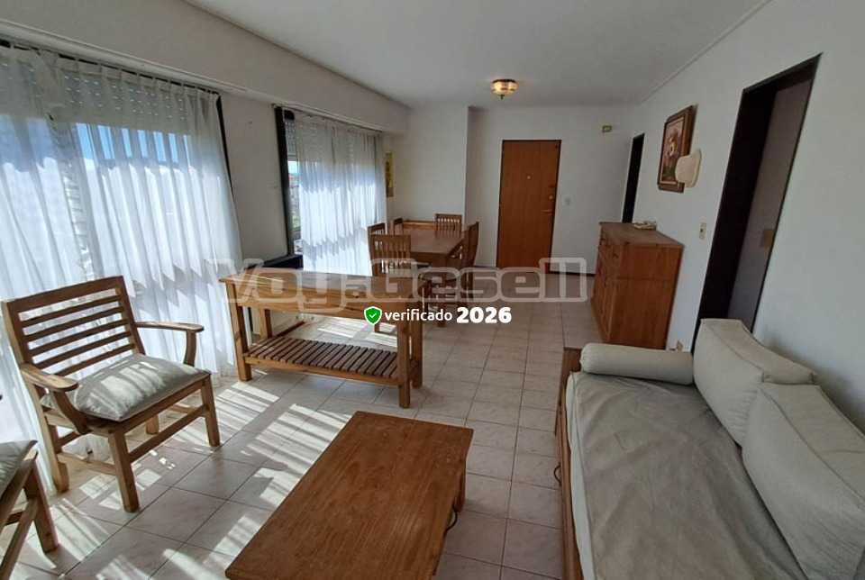 Alquilo Departamento Neretva 4A en Villa Gesell zona Barrio Norte a 230 mts de la Playa