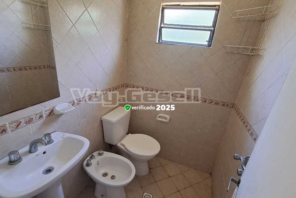 Alquilo Departamento Normibel 2 en Villa Gesell zona Centro a 700 Mts de la Playa 