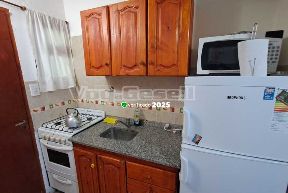 Alquilo Departamento Normibel 3 en Villa Gesell zona Centro a 700 Mts de la Playa 