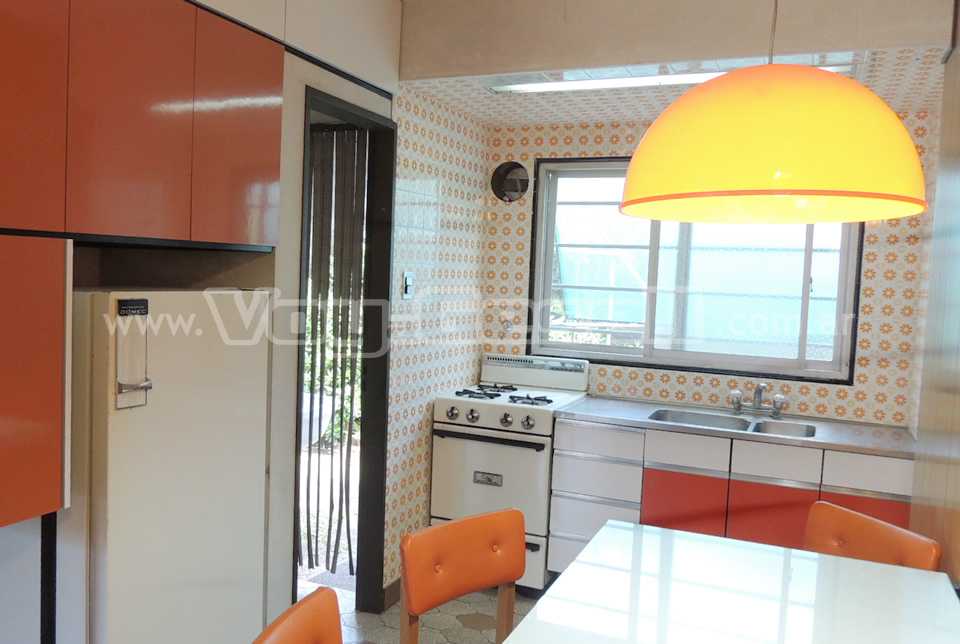 Alquilo Departamento Nosotros en Villa Gesell zona Centro a 400 mts de la Playa