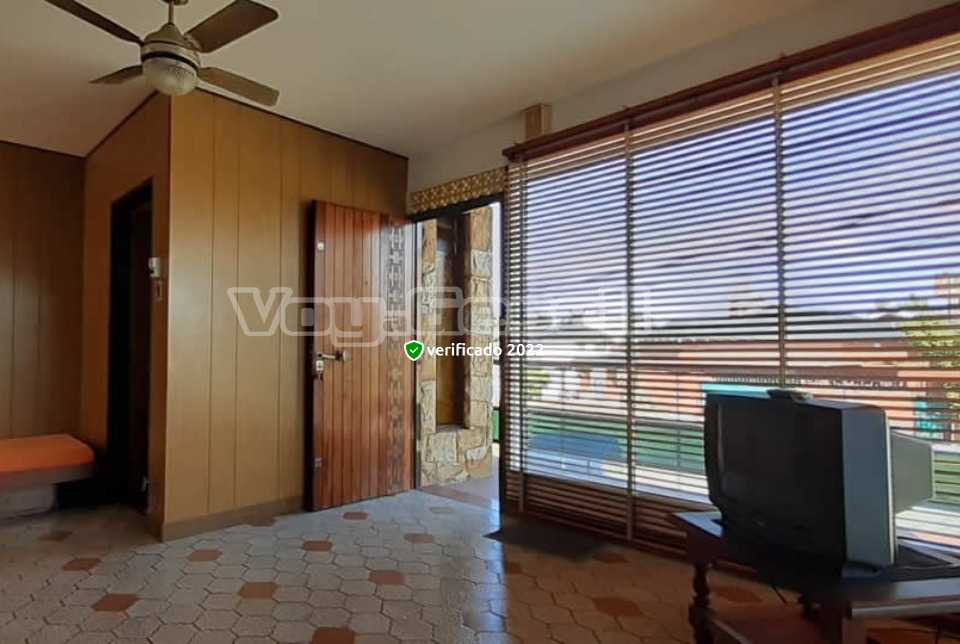 Alquilo Departamento Nosotros en Villa Gesell zona Centro a 400 mts de la Playa 