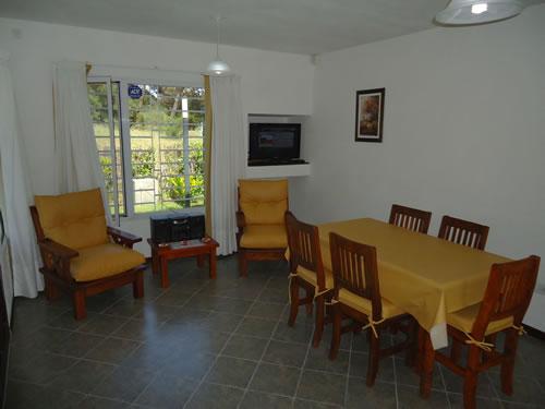 Alquilo Duplex Nuestro Sueño en Villa Gesell zona Sur a 200 Mts de la Playa 