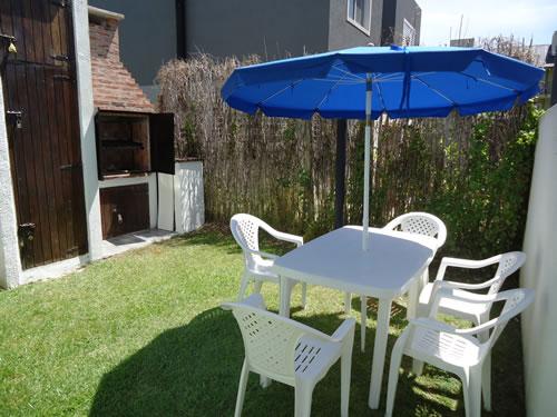 Alquilo Duplex Nuestro Sueño en Villa Gesell zona Sur a 200 Mts de la Playa