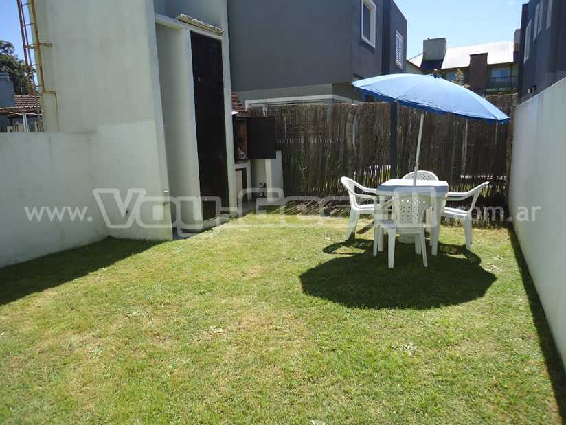 Alquilo Duplex Nuestro Sueño en Villa Gesell zona Sur a 200 Mts de la Playa