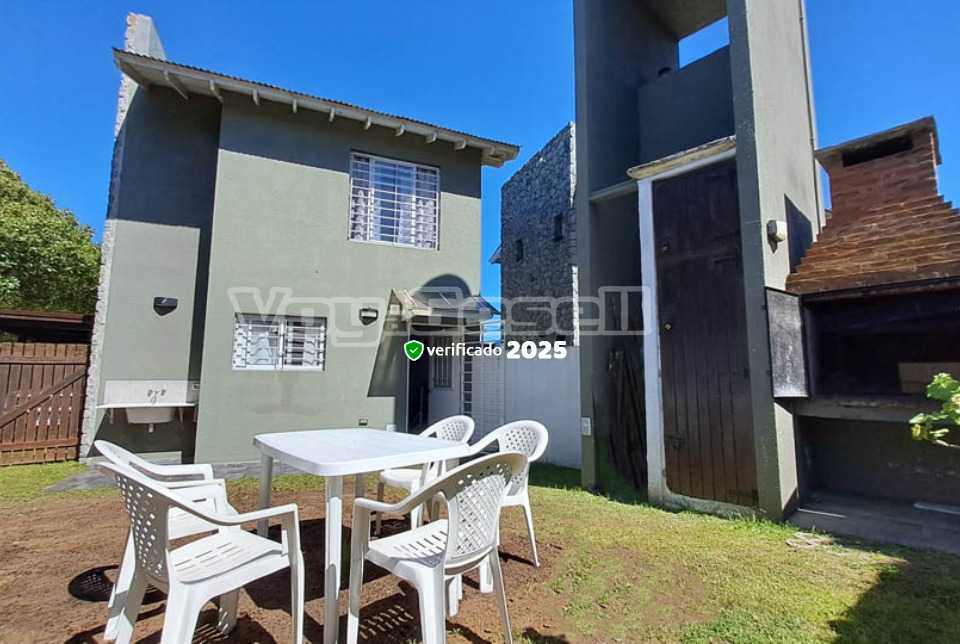 Alquilo Duplex Nuestro Sueño en Villa Gesell zona Sur a 200 Mts de la Playa