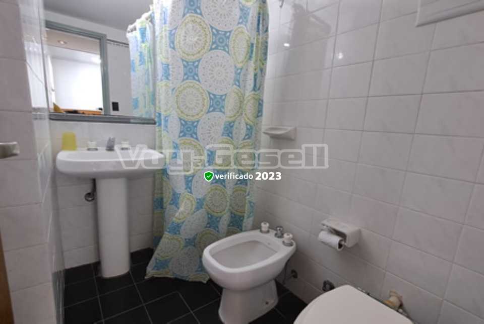 Alquilo Departamento Orion 10B en Villa Gesell zona Sur a 100 Mts de la Playa