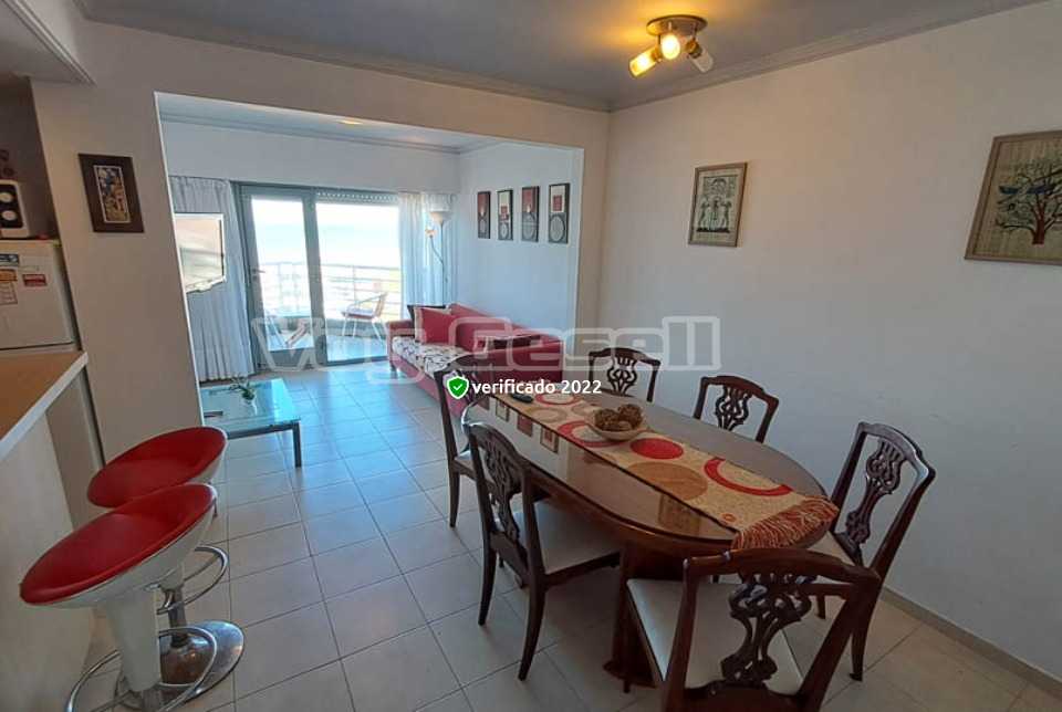 Alquilo Departamento Orion 12E en Villa Gesell zona Sur a 100 Mts de la Playa Living Comedor