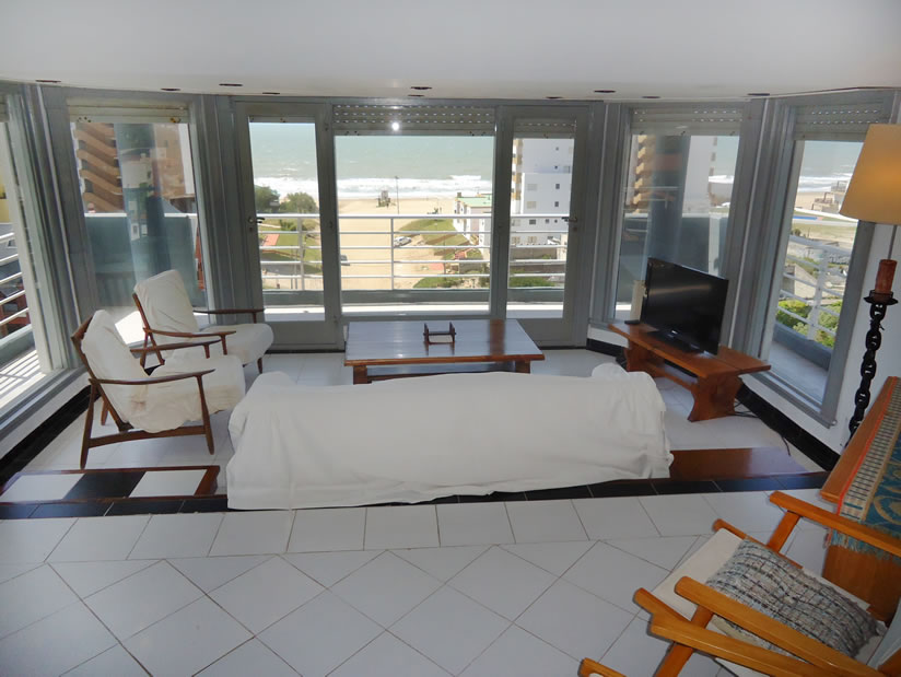 Alquilo Departamento Orion 6to A en Villa Gesell zona Sur a 100 Mts de la Playa 