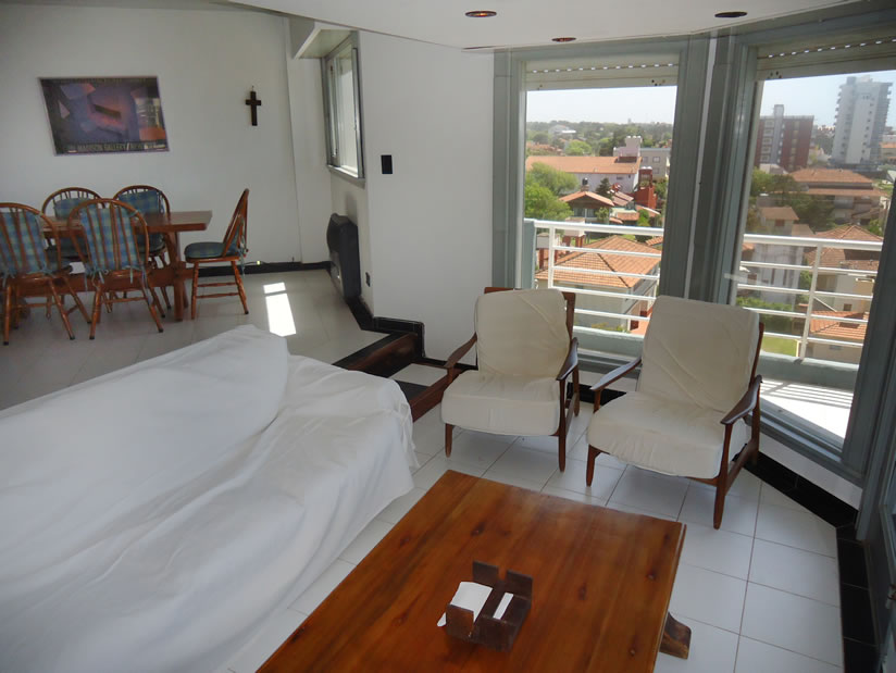 Alquilo Departamento Orion 6to A en Villa Gesell zona Sur a 100 Mts de la Playa 