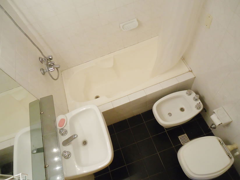 Alquilo Departamento Orion 6to A en Villa Gesell zona Sur a 100 Mts de la Playa