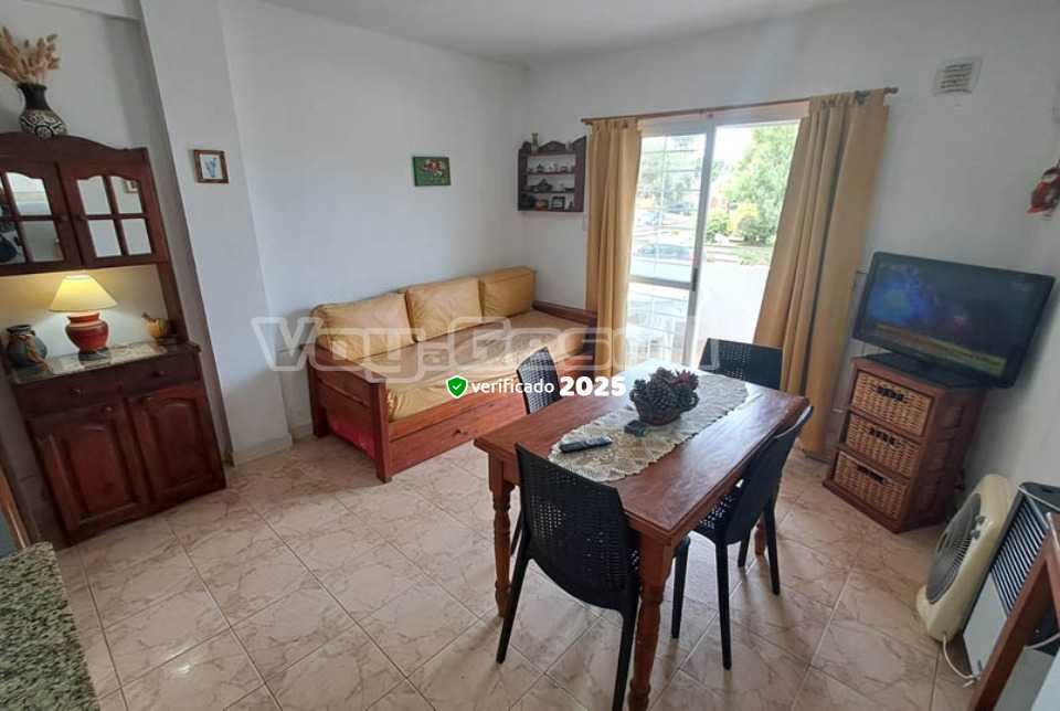 Alquilo Departamento Orvieto B en Villa Gesell zona Sur a 200 Mts de la Playa 