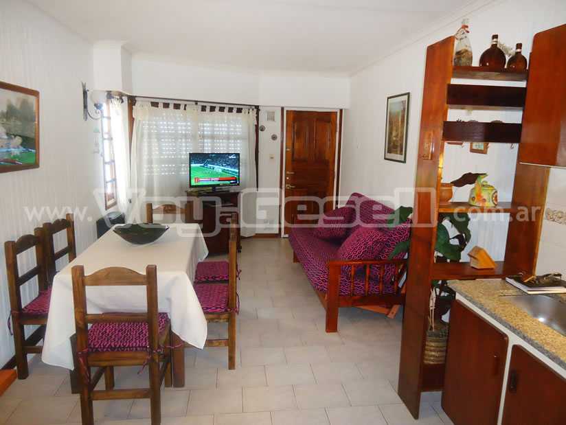 Alquilo Duplex Palmeras VIII 8 en Villa Gesell zona Centro Comercial a 10 Mts de la Playa