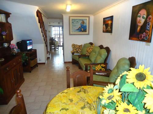 Alquilo Duplex Palmeras VIII depto 11 en Villa Gesell zona Centro Comercial a 5 Mts de la Playa 