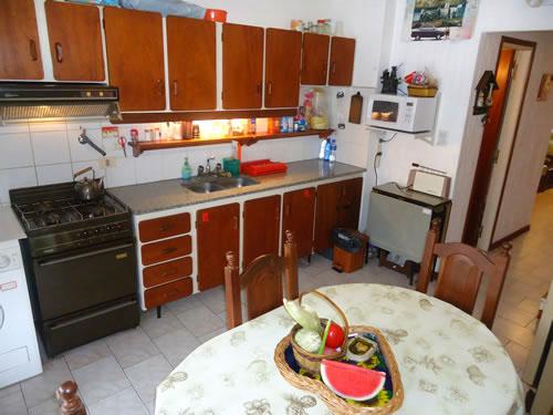 Alquilo Duplex Palmeras VIII depto 11 en Villa Gesell zona Centro Comercial a 5 Mts de la Playa 