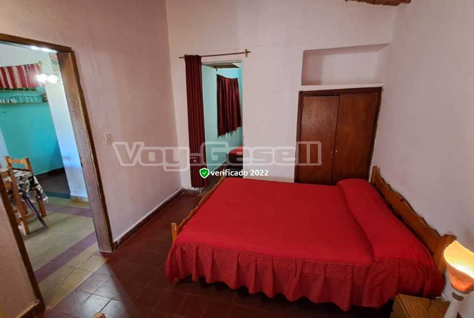 Alquilo Casa Parretta en Villa Gesell zona Centro a 1200 mts de la Playa