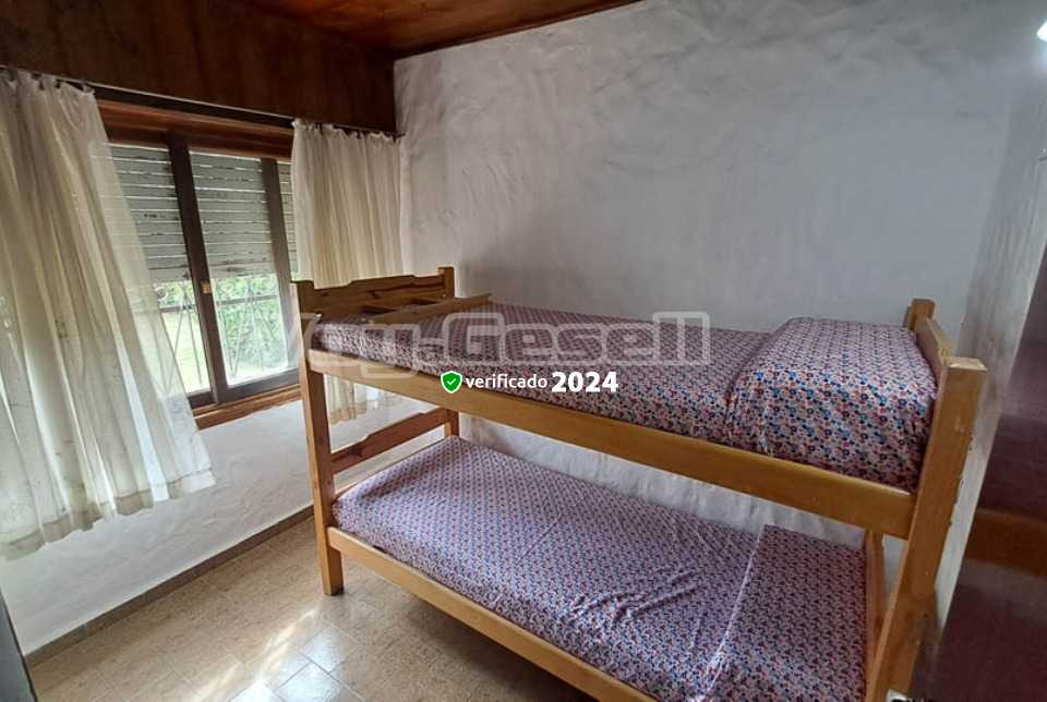 Alquilo Chalet Pelusita en Villa Gesell zona Sur a 1100 mts de la Playa