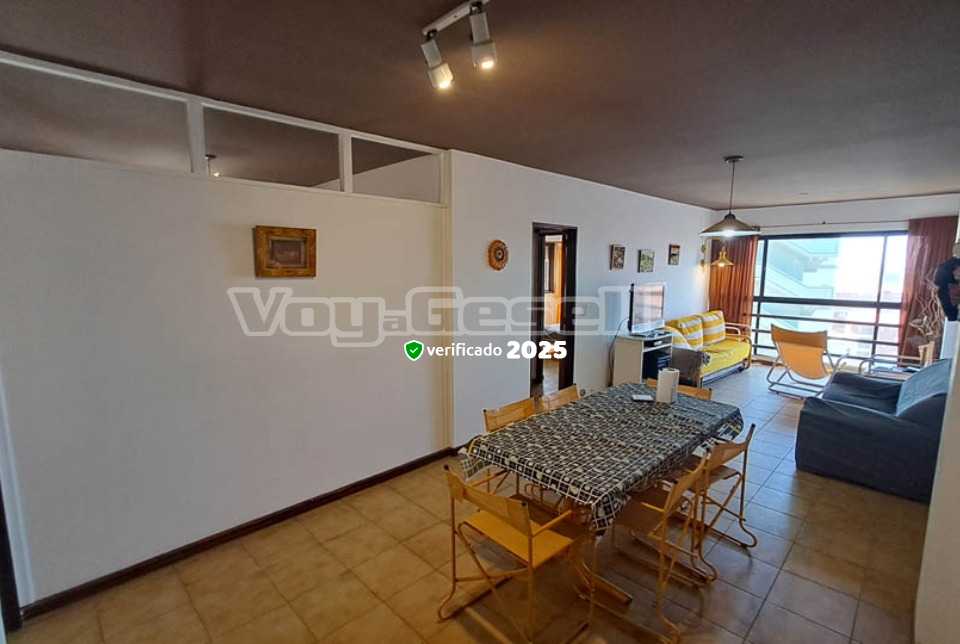 Alquilo Departamento Península 1 en Villa Gesell zona Centro a 230 Mts de la Playa 