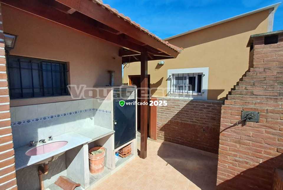 Alquilo Departamento Piedra Azul 2 en Villa Gesell zona Centro a 1600 mts de la Playa 