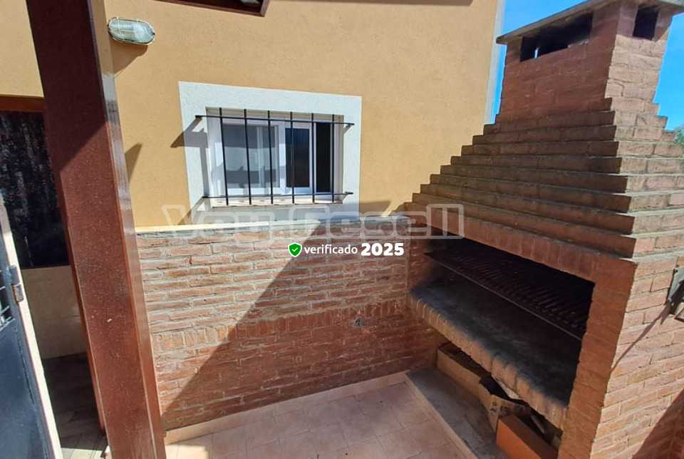 Alquilo Departamento Piedra Azul 2 en Villa Gesell zona Centro a 1600 mts de la Playa 