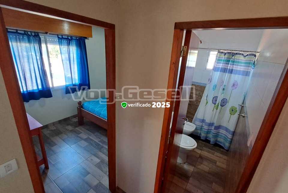 Alquilo Departamento Piedra Azul 2 en Villa Gesell zona Centro a 1600 mts de la Playa 