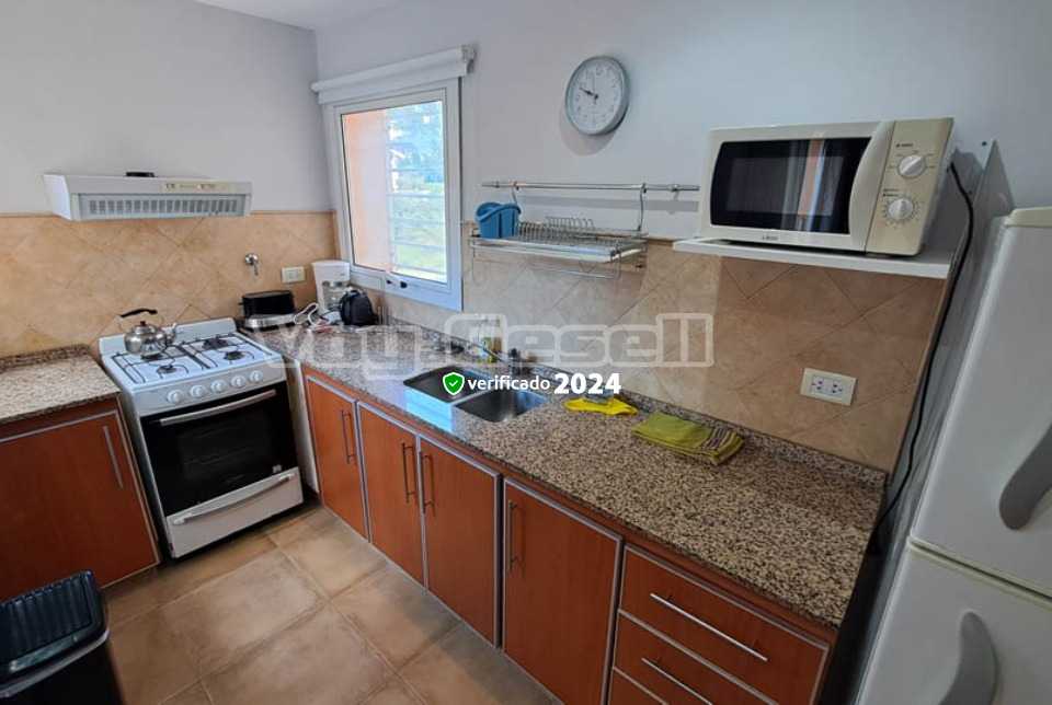 Alquilo Departamento Pilares del Norte 2 dormitorios en Villa Gesell zona Barrio Norte a 300 Mts de la Playa