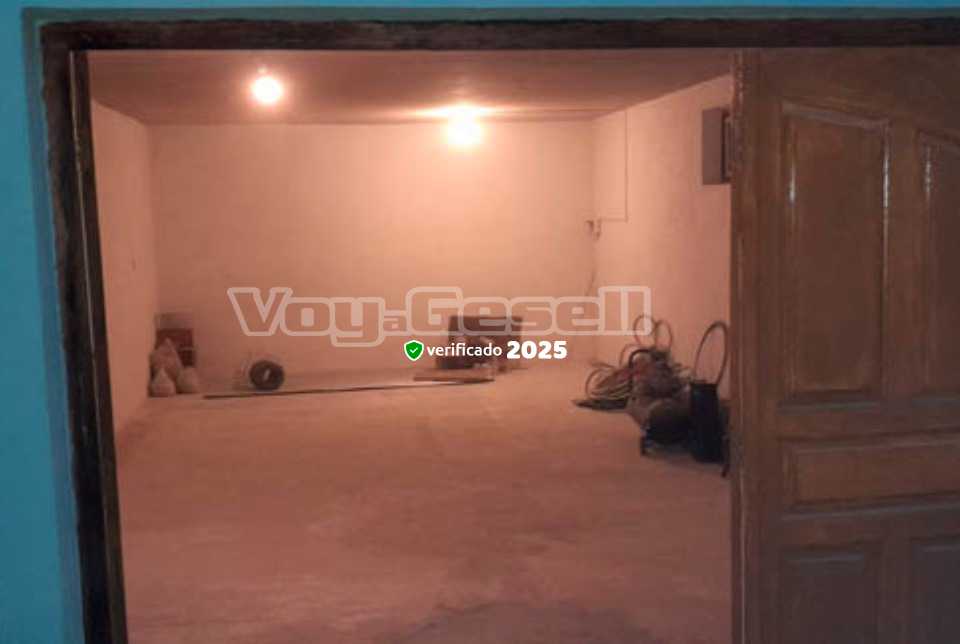 Alquilo Casa Placida en Villa Gesell zona Centro a 2800 Mts de la Playa