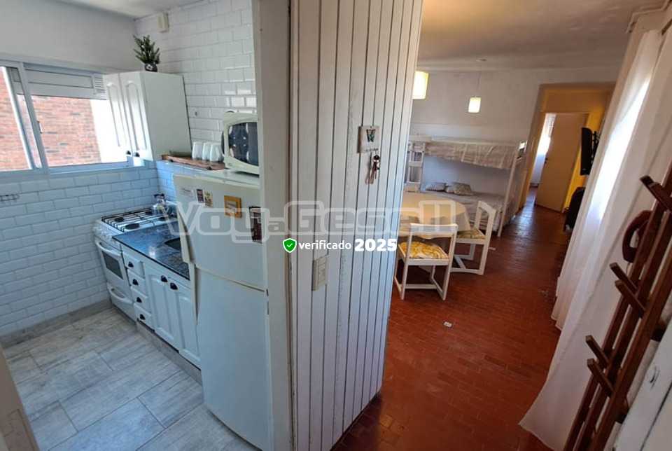 Alquilo Departamento Playa del Sol 5A en Villa Gesell zona Centro a 220 mts de la Playa 