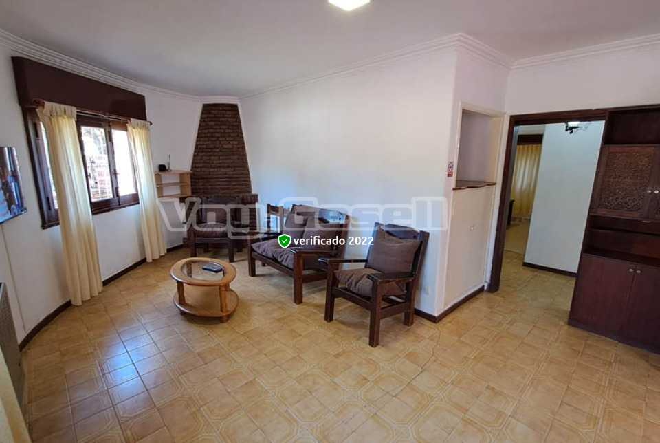 Alquilo Casa Por Fin en Villa Gesell zona Centro Comercial a 500 Mts de la Playa Living