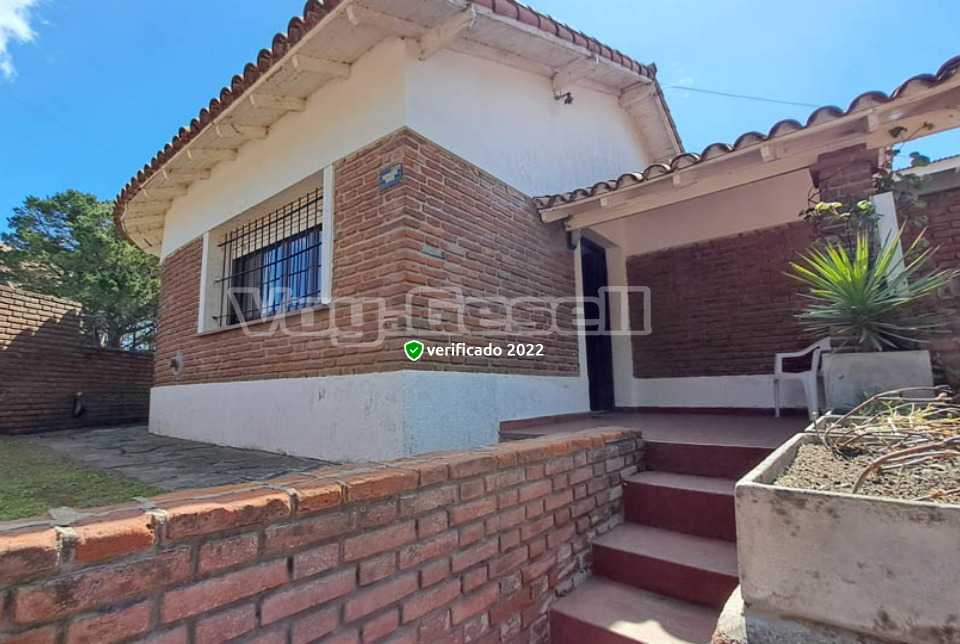 Alquilo Casa Por Fin en Villa Gesell zona Centro Comercial a 500 Mts de la Playa Ingreso