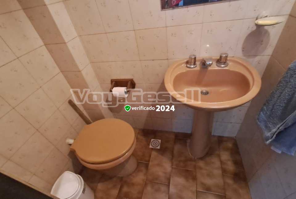 Alquilo Alpina Porjana en Villa Gesell zona Sur a 550 mts de la Playa