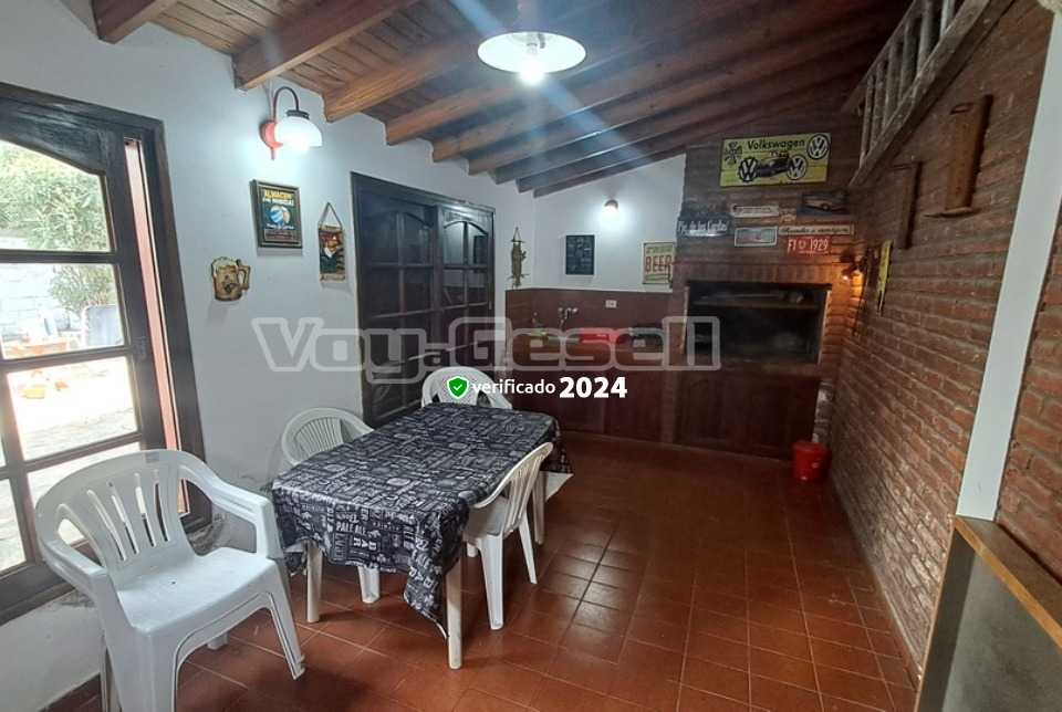 Alquilo Alpina Porjana en Villa Gesell zona Sur a 550 mts de la Playa