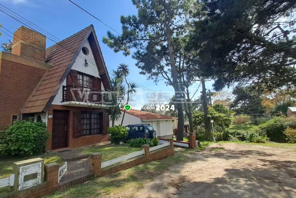 Porjana: Alpina en Villa Gesell zona Sur