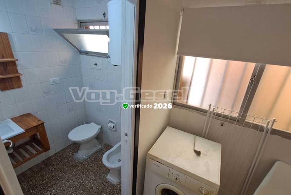 Alquilo Departamento Puertasadentro31 en Villa Gesell zona Centro a 850 Mts de la Playa 