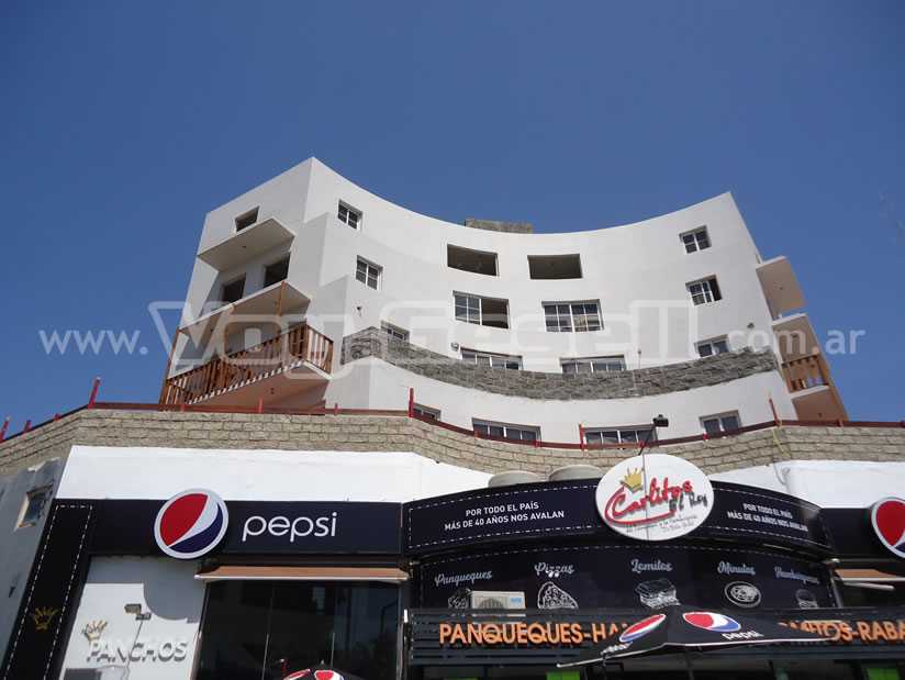 Punto Plaza: Departamento en Villa Gesell zona Centro Comercial