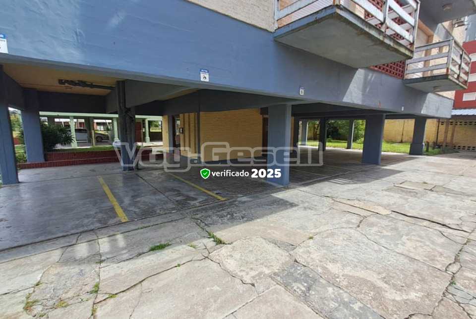 Alquilo Departamento Rambla 2 en Villa Gesell zona Sur a 100 Mts de la Playa Espacio guardacoches