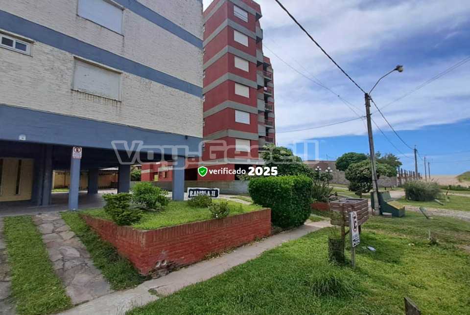 Departamento: Rambla 2 en Villa Gesell zona Sur