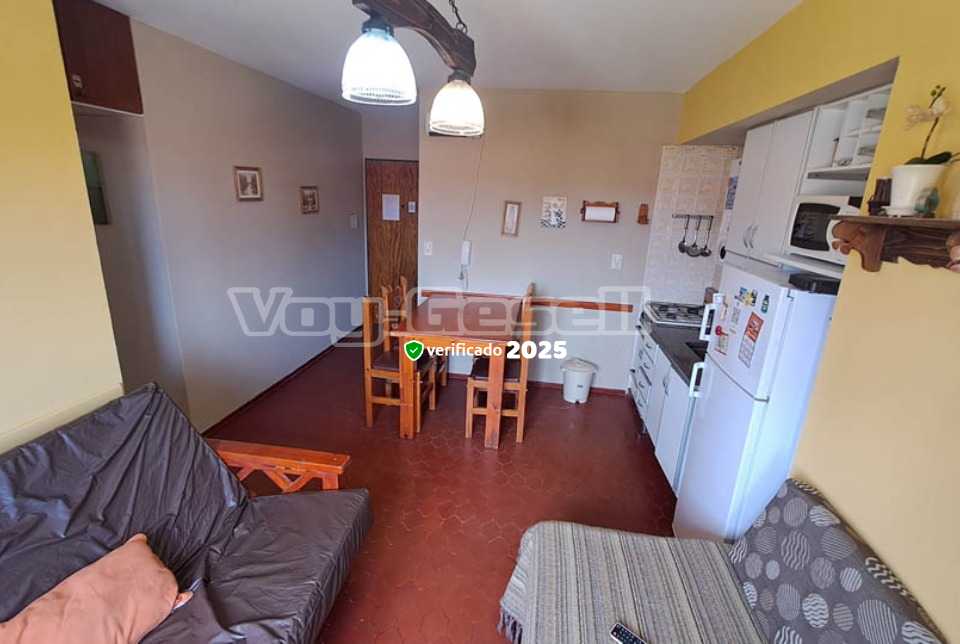 Alquilo Departamento Rambla 2 en Villa Gesell zona Sur a 100 Mts de la Playa