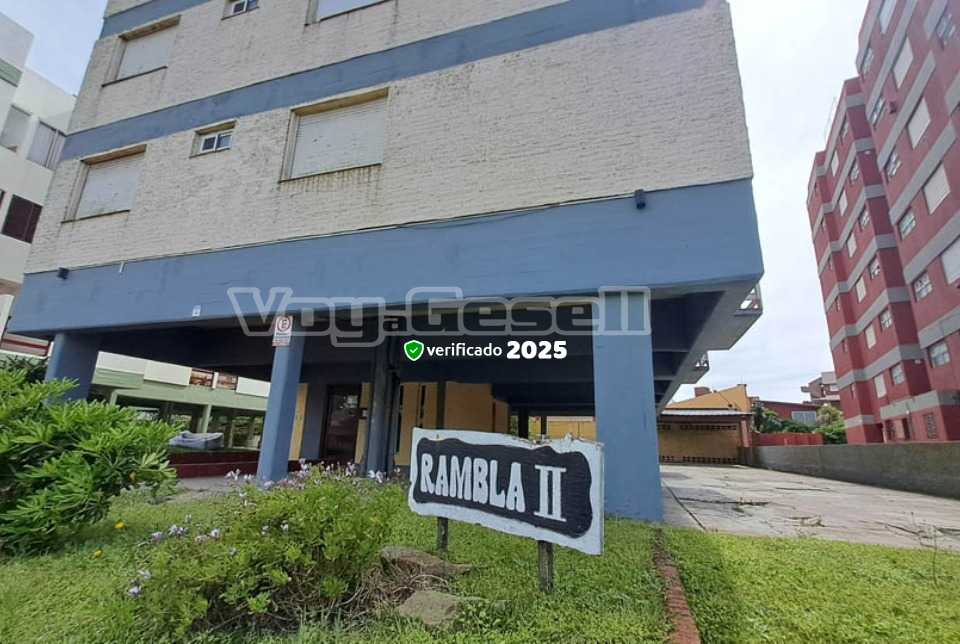 Alquilo Departamento Rambla 2 en Villa Gesell zona Sur a 100 Mts de la Playa Frente