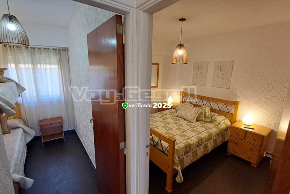 Alquilo Departamento Romeo I depto 5 en Villa Gesell zona Centro Comercial a 180 mts de la Playa