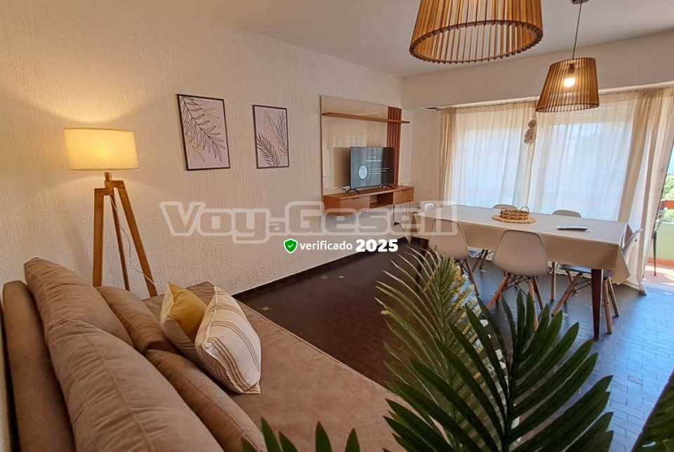 Romeo I depto 5 - Vista principal de propiedad en Villa Gesell, Villa Gesell. Reservá sin comisiones.