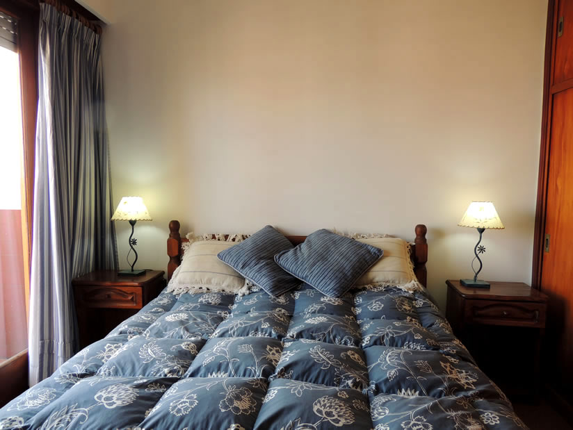 Alquilo Departamento Romeo IV 11 en Villa Gesell zona Barrio Norte a 200 mts de la Playa